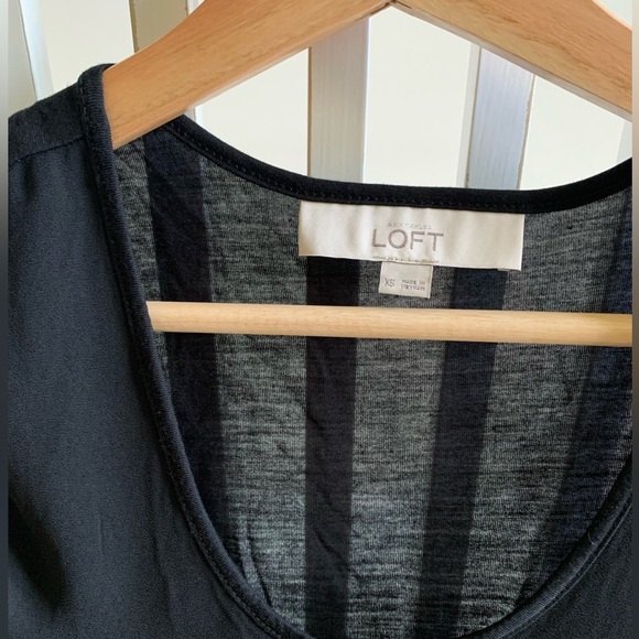 LOFT Black Top Size XS - Picture 2 of 3